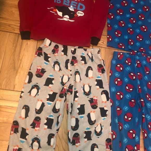 Boys Clothes. Gap, charter, Marvel. - Picture 2 of 8